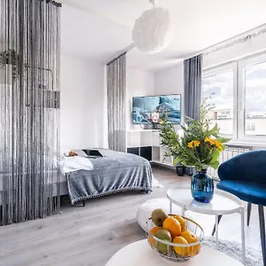 Dreamy Modern 13 Min To Old Town In The Beloved District Of Muranow , Warszawa Polska