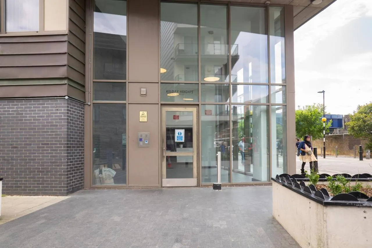 City Air Apartments - Shadwell - Great Transport Links London